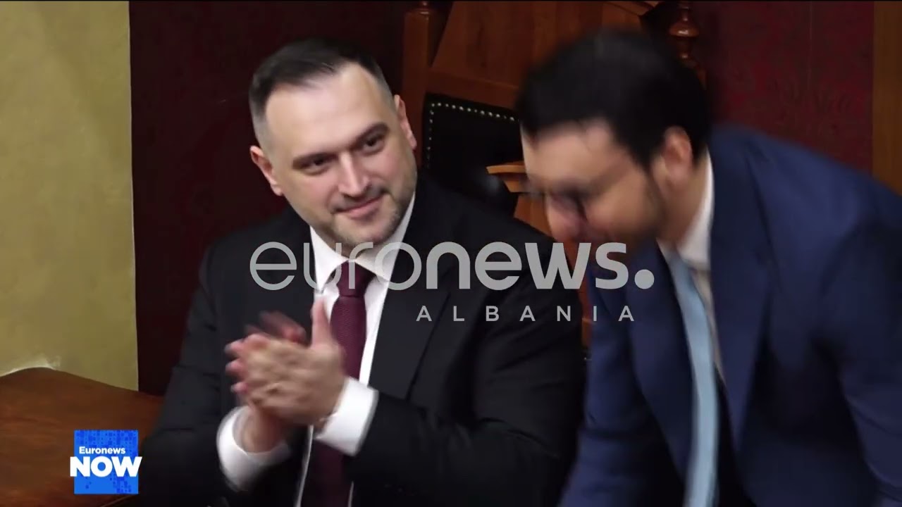 Me votat e PS dhe PD votohen ndryshimet në qeveri, opozita bllokon foltoren