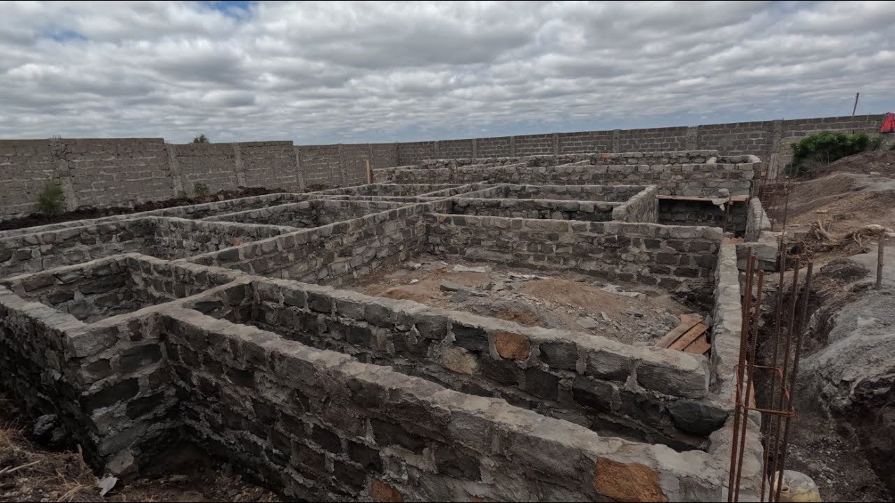 Stress of building foundation in a black cotton soil! Building a mansion in Kitengela