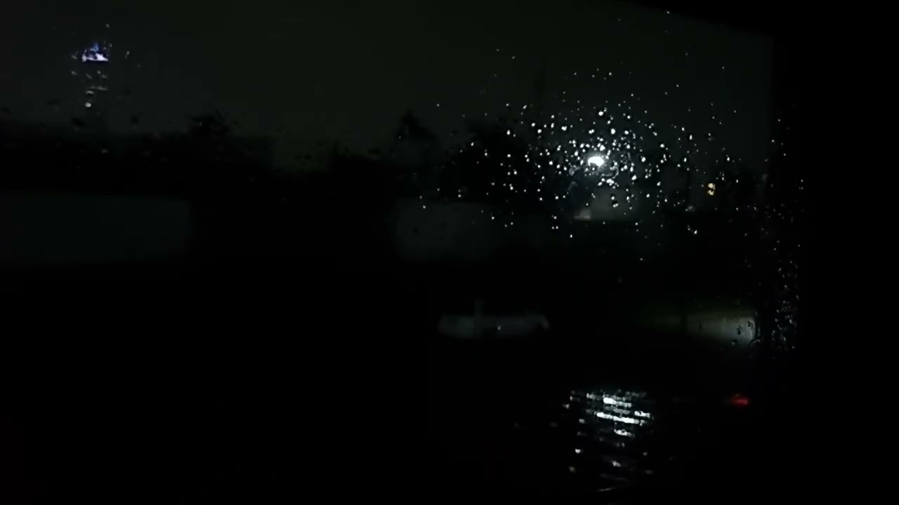 Lluvia constante en loop | 10 horas de ambiente relajante con vista a la calle