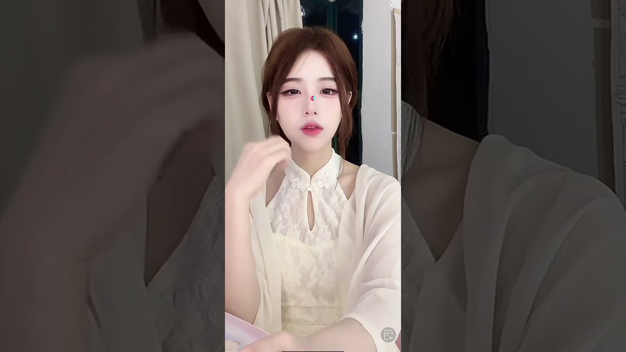 Hi～你的可愛美女主播來囉！，喜歡我，請訂閱分享按讚喔😊#熱門 #推薦  , please give it a thumbs up, share, and subscribe!