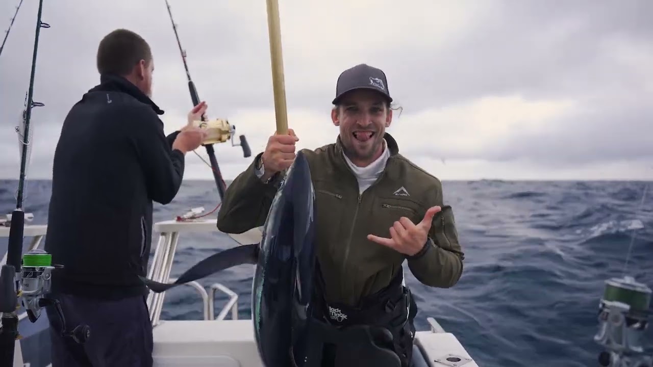 Epic Tuna Fishing Off Cape Point | Yellowfin & Longfin Tuna Action