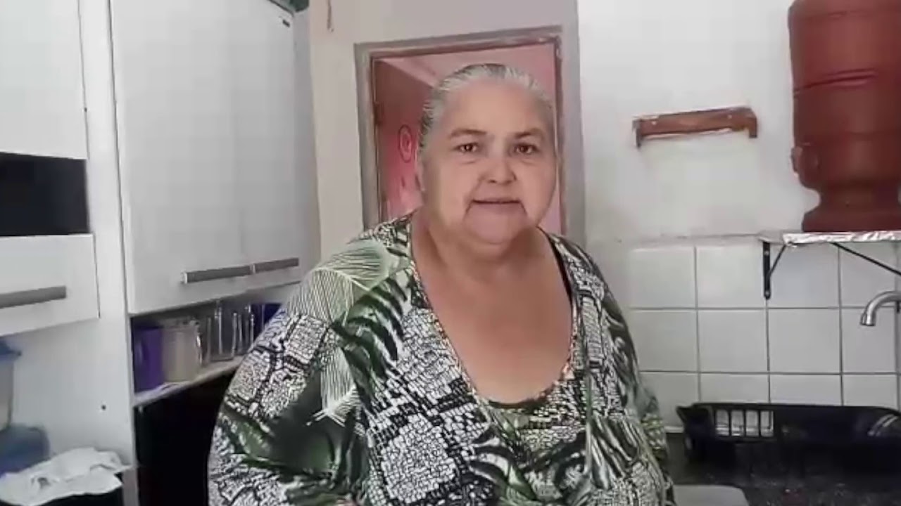 FAROFA DE CUSCUZ - HISTÓRIAS DE UMA BISA NOVA - UMA FÃ DO CHICO ABELHA QUE CONQUISTOU ADRIANA