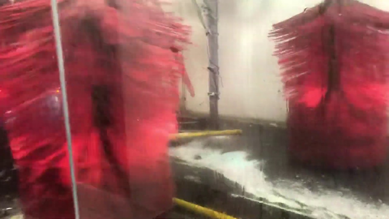 Belmont Car Wash & Detail Center Lobby View 2