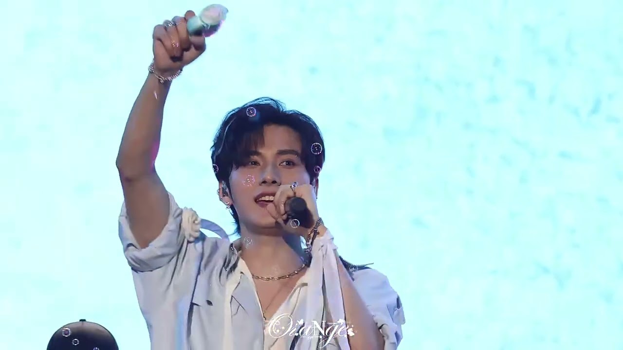 JiangLi - My Summer Lover ( Fuyang Zebra Music Festival )