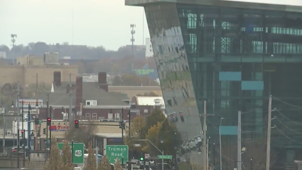 Crossroads businesses react to plans for former KC Star building