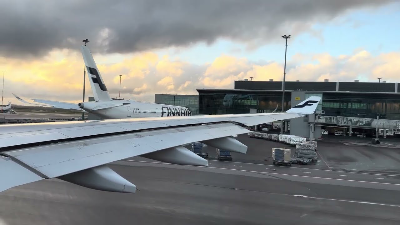 Finnair A330-300 | Helsinki-New York | startup, taxi and takeoff from Helsinki