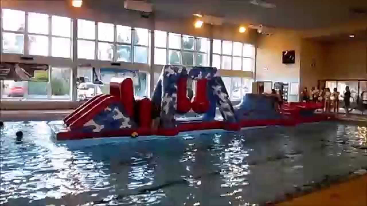 Airquee's 15m Commando Run AQ2016