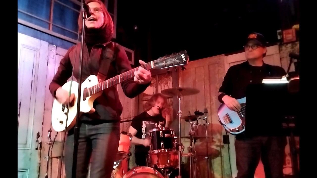 Luna Mesa at Baker Falls, NYC - November 29th, 2025