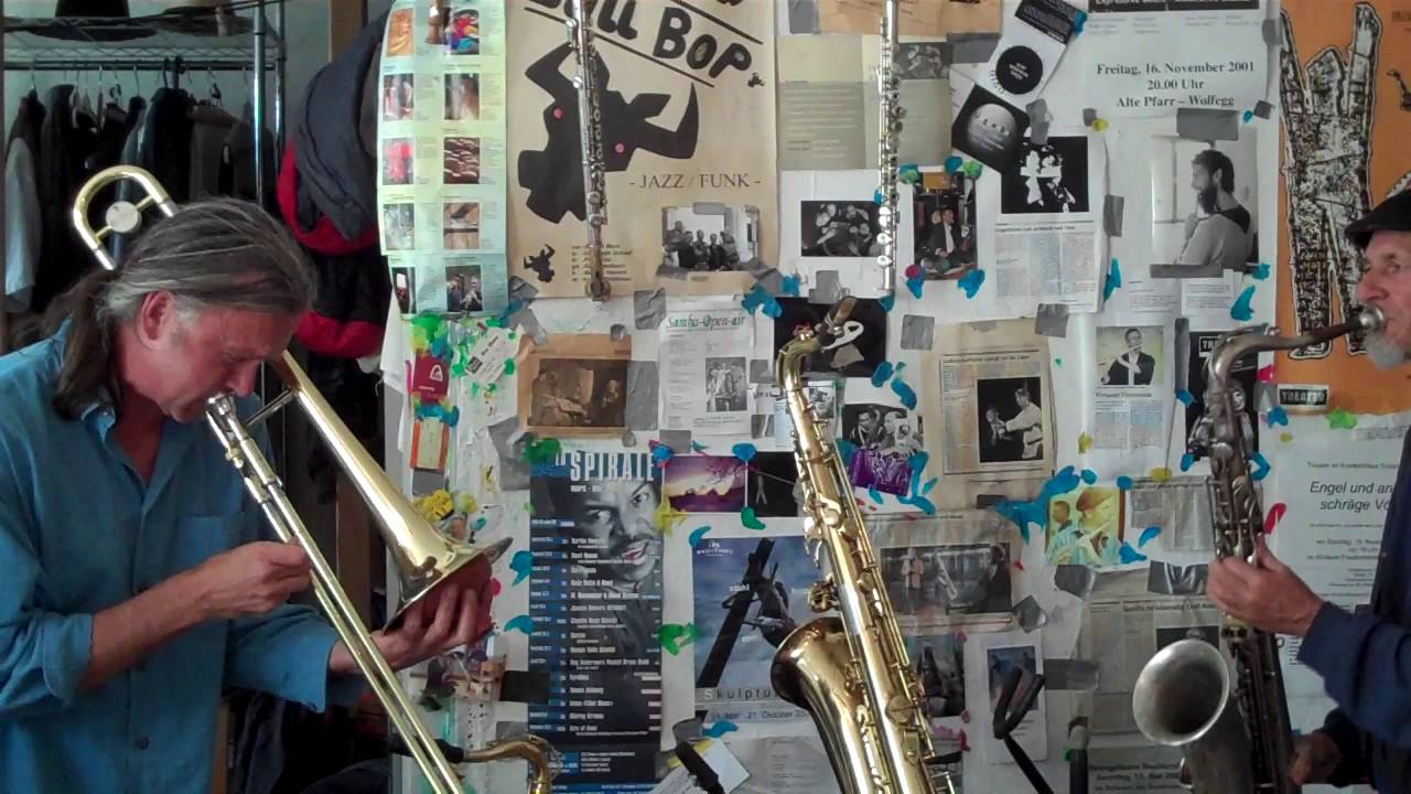 musikk&uuml;che 7