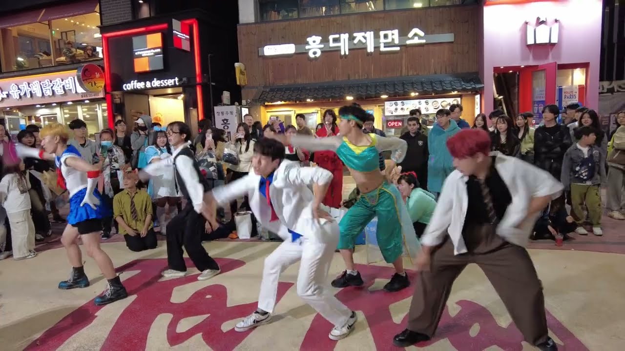 BLAST#블라스트 🎃Halloween#할로윈 HongDae#홍대 Busking#버스킹 20241027 DJI 0836