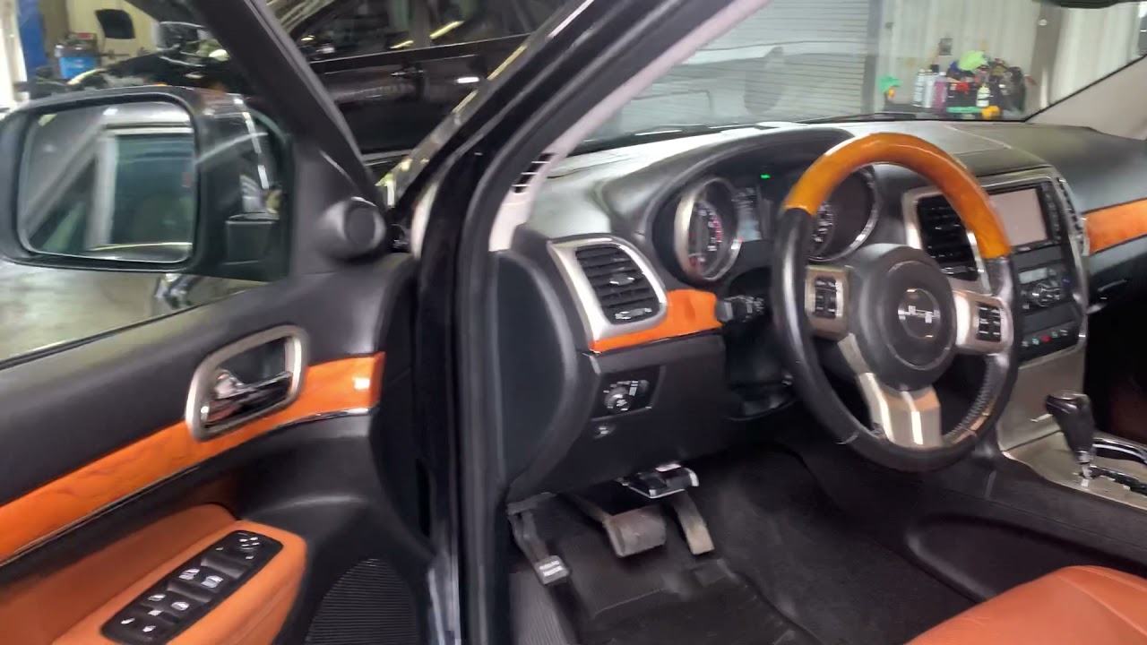2012 Jeep Grand Cherokee Overland 5.7L HEMI (Gulf Auto Direct)