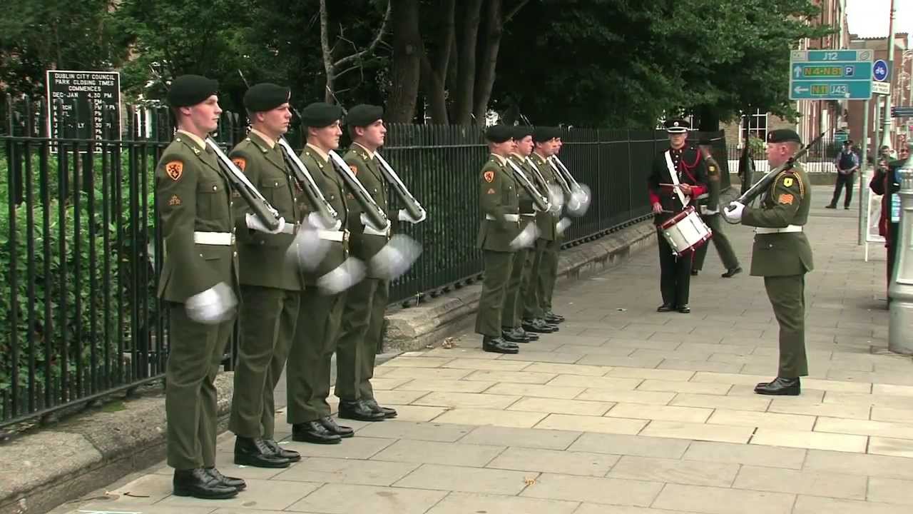 28th Inf Bn on Ceremonial Military Guard Duty - 17 August 2013