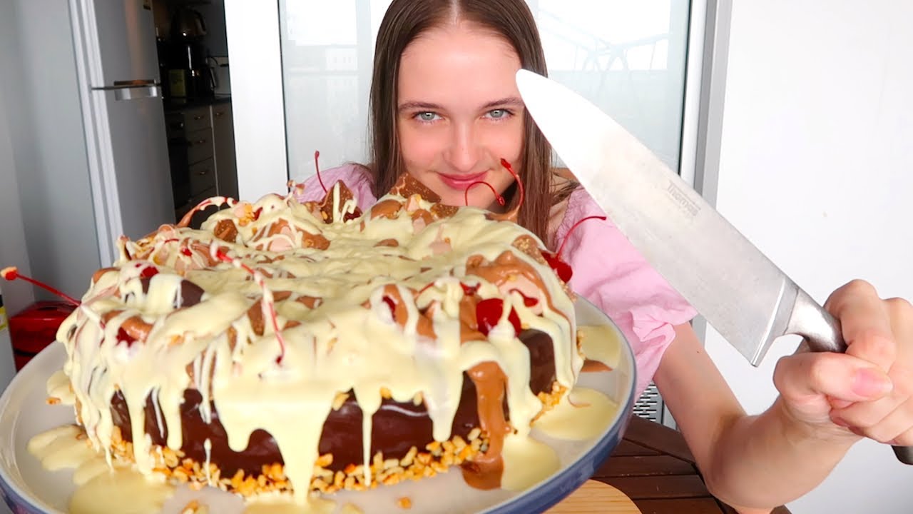 Челлендж с чизкейком на 10 тыс. калорий