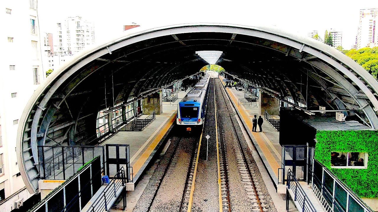 El nuevo tren Linea Mitre desde el Drone de Infobae