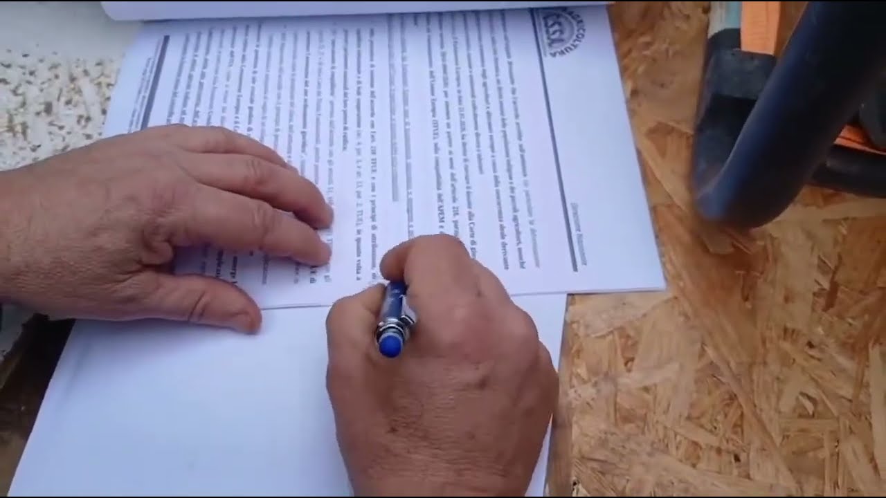 Gianni Fabbris firma la diffida Europea  