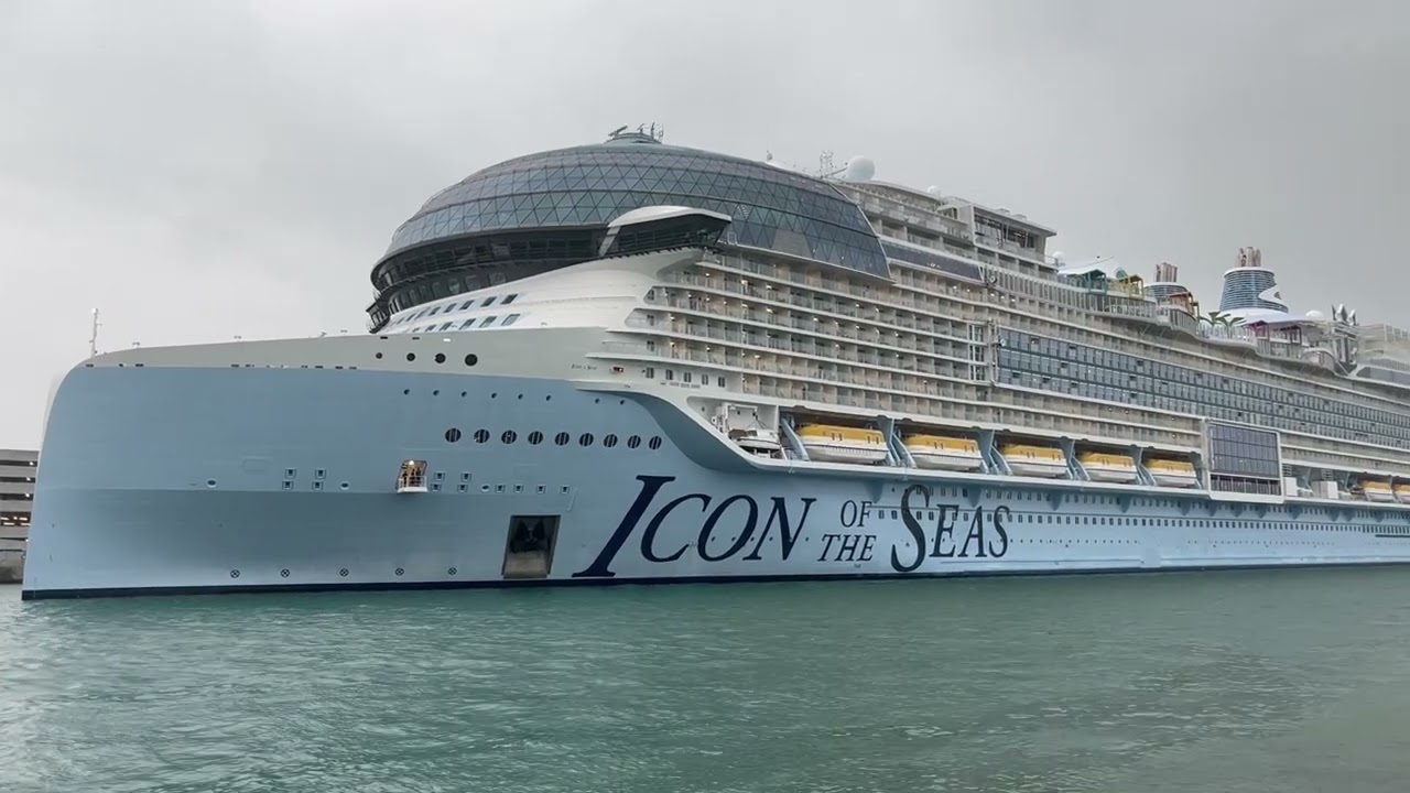 #iconoftheseas #royalcaribbean #cruise #cruiseship #miami 