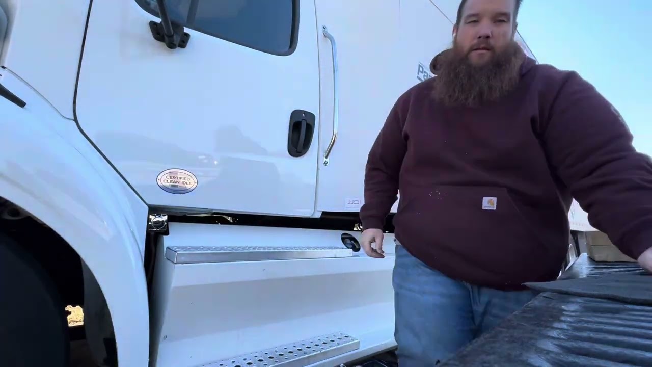 Replacing DEF ￼coolant ￼line a Detroit Part 1 ￼ #dd15 #trucking #expedite #owneroperator #savemoney