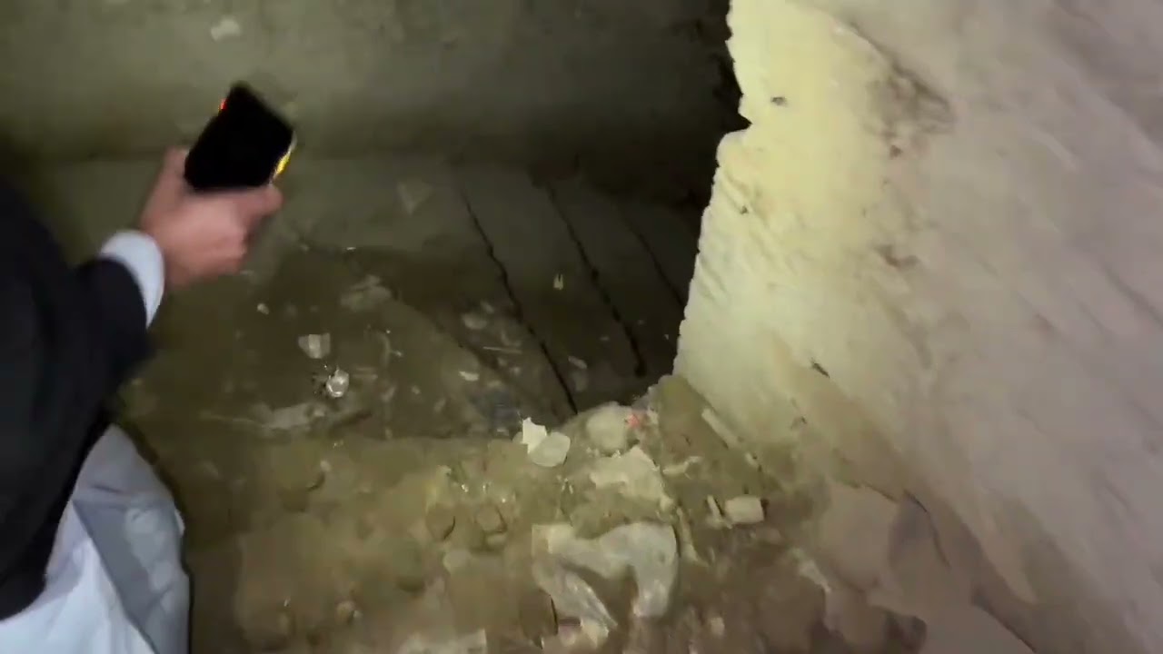 راځي ده هلمند ولايت بوست ښار ډير پخواني او تاريخي ځايونه ده نعمت الله رحيمي په زباني راسره وګوري.