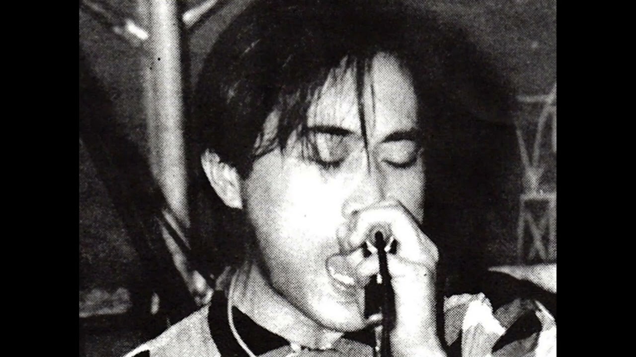 ステージが熱狂するあまり楽屋に引っ込むP-MODELメンバー達　横国大’84清陵祭 CONCERT ESSENCE[1984/06/03 ]　P-MODEL  Solid air[1984LIVE]