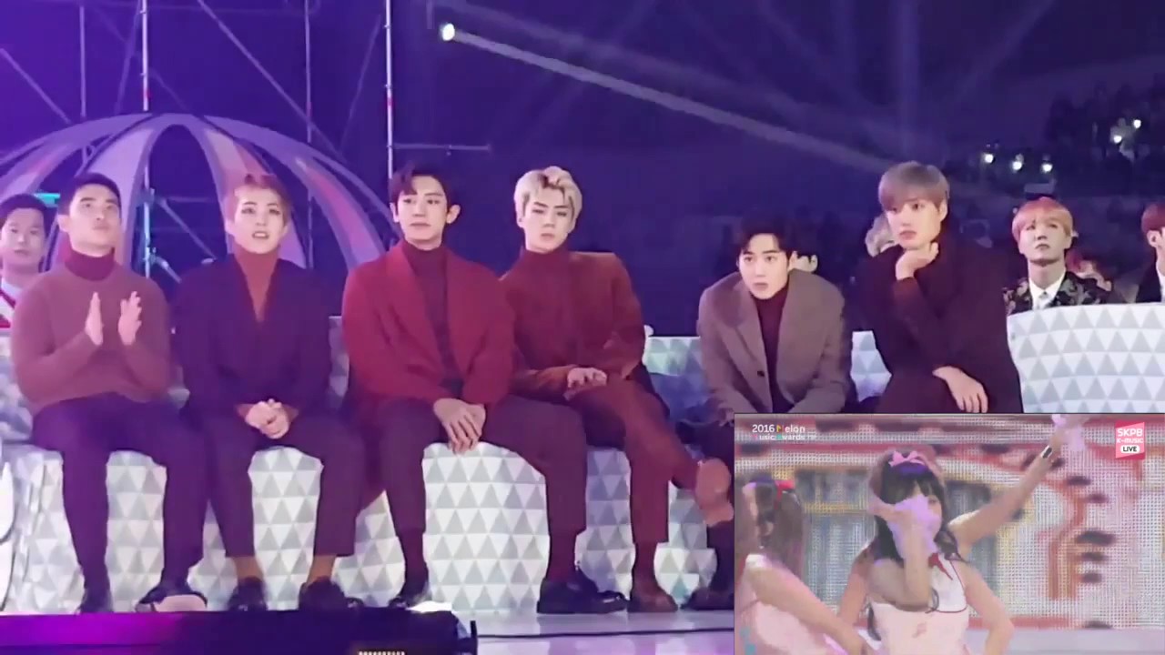 161119 Exo and BTS Reaction to Red Velvet Russian Roulette @MMA