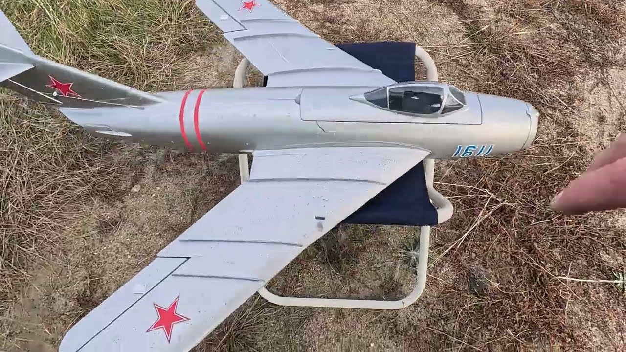 MIG17 EDF from Aliekspress - maiden - EN subtitles