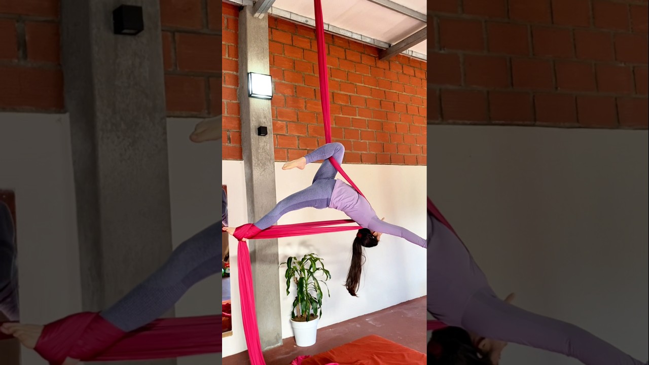 AcroTelas ~escape+figura A&eacute;reos #acrobaciaaerea #aerial #aerialskills #acrobatics #acrobat#tutorial