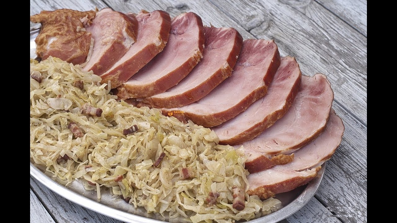 Kiseli kupus i pečeni svinjski but Smoked pork leg - Sašina kuhinja
