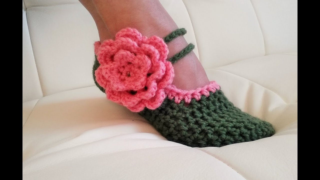 Crochet Glama's Fancy Mary Jane Slippers