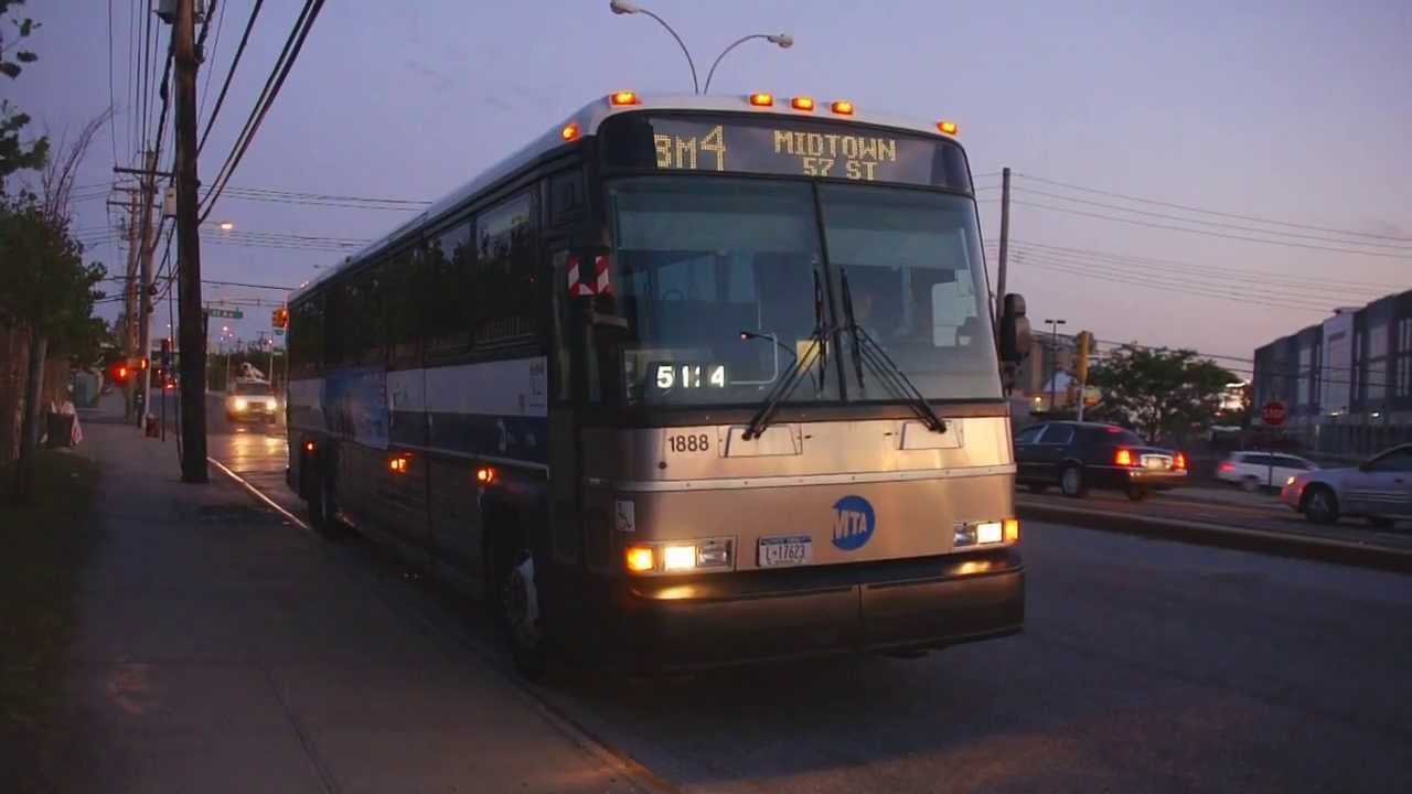 1998 MCI 102-DLW3SS 1888 As The Q33 & BM4 [ The KnightRider Series ]