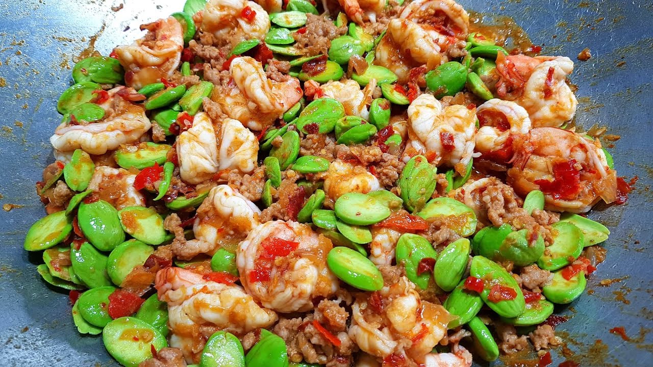 963 ผัดเคยลูกตอกุ้งสดหมูสับ เข้มข้นสะใจ ได้แรงอก Stir-Fried Bitter Bean with Shrimp Paste