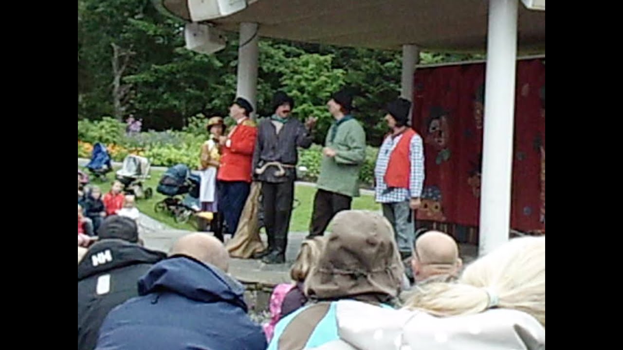 Opptrinn ved Byscenen i Kardemomme By (2012)
