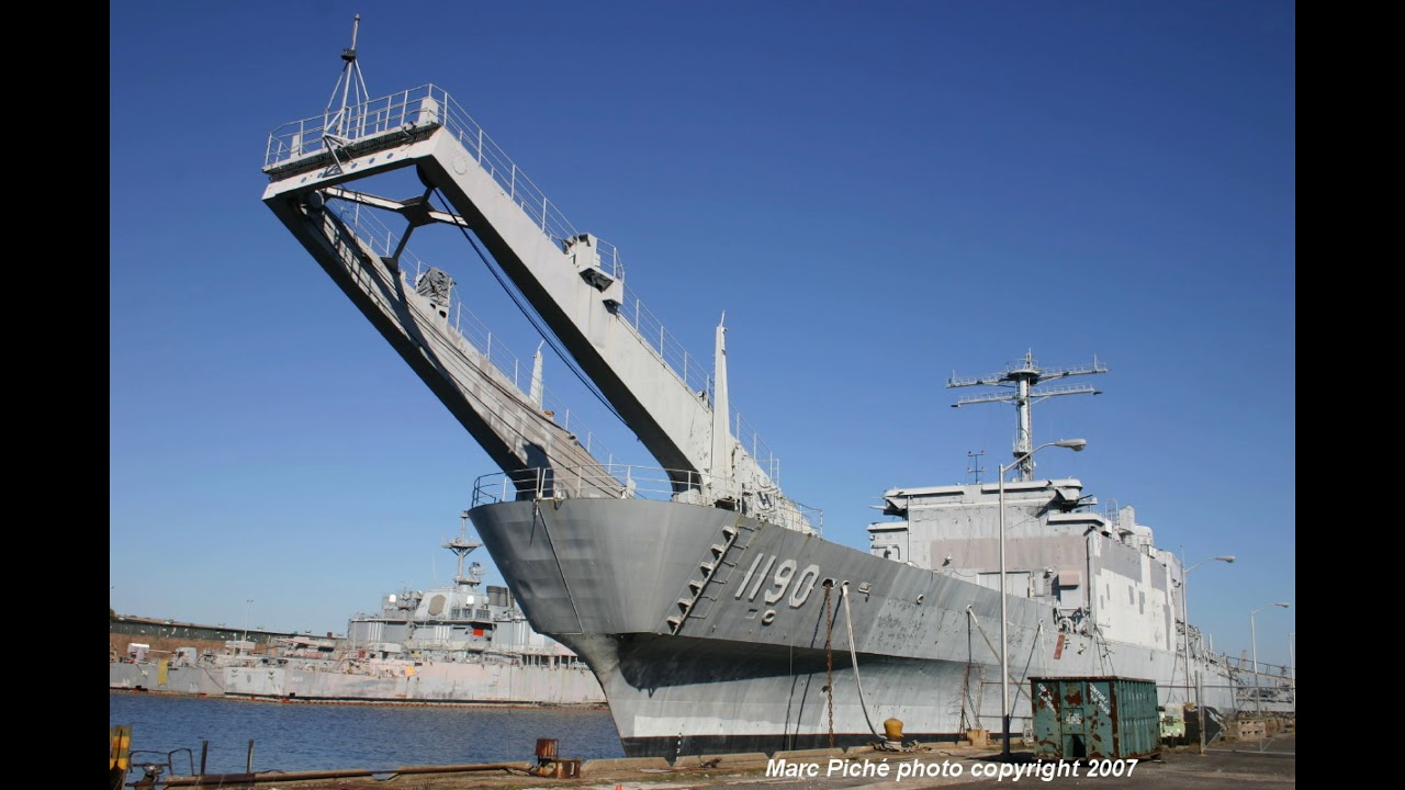USA Navy Newport class tank landing ship 美國海軍 新港級戰車登陸艦 剪輯