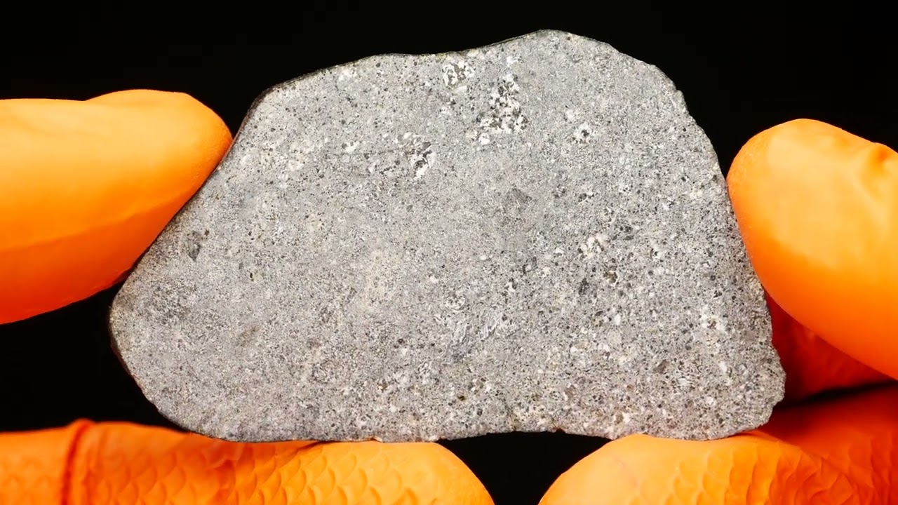 PolandMET Meteorite NWA 18088 (8.77 gram)
