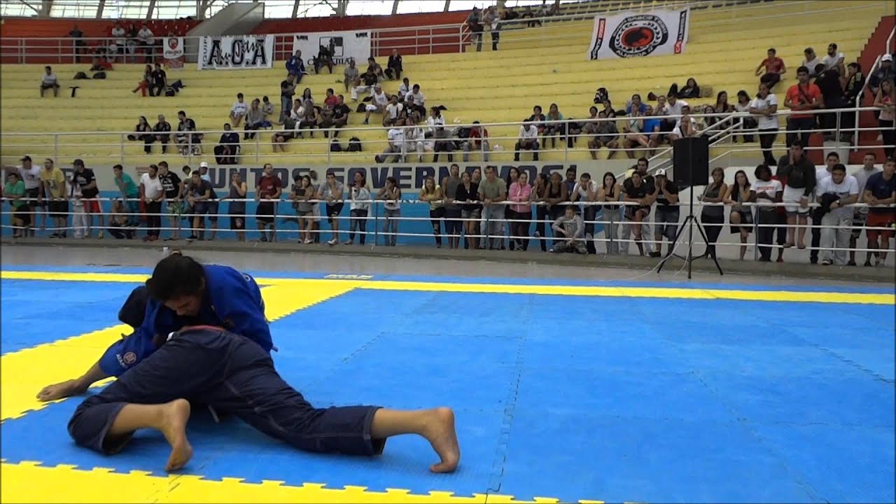 Ana Carolina Vieira x Nathiely Karoline Melo - Campeonato Brasileiro de Jiu-Jitsu 2014 CBJJ