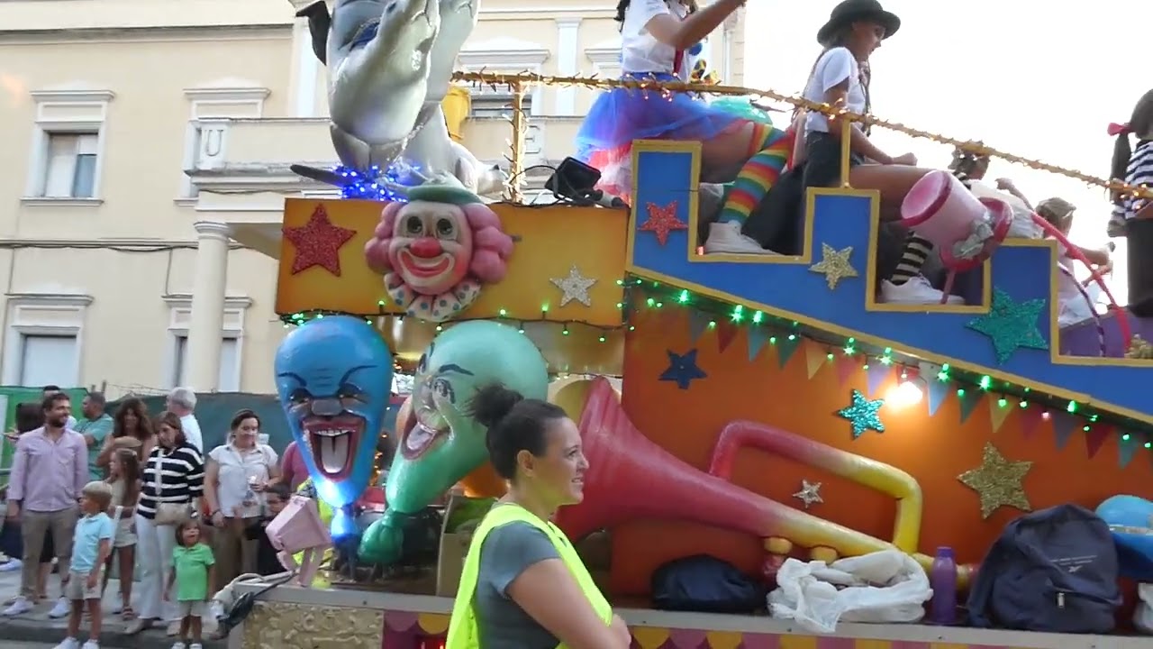FERIA Y FIESTAS EN HONOR A SAN JULIAN 2025 CUENCA DESFILE DE CARROZAS