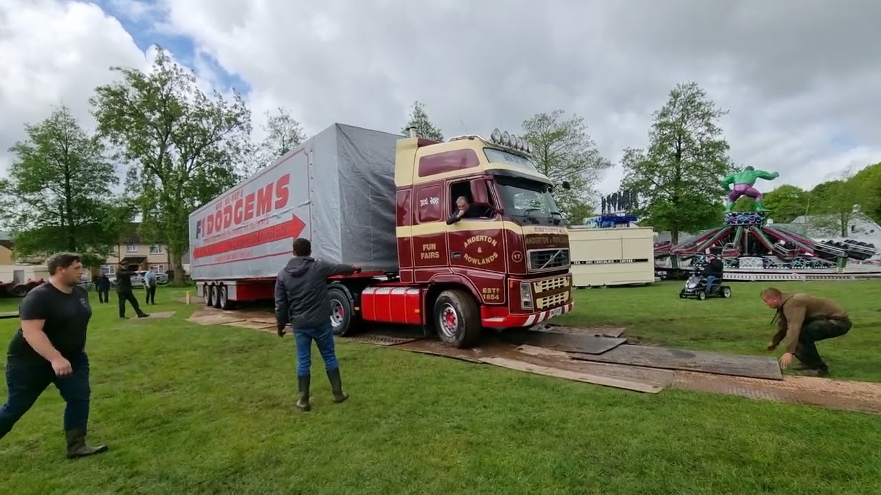 BOARDING ON TO BODMIN FAIRGROUND 11 MAY, BEN DEVEYS DODGEM LOAD PRT 2
