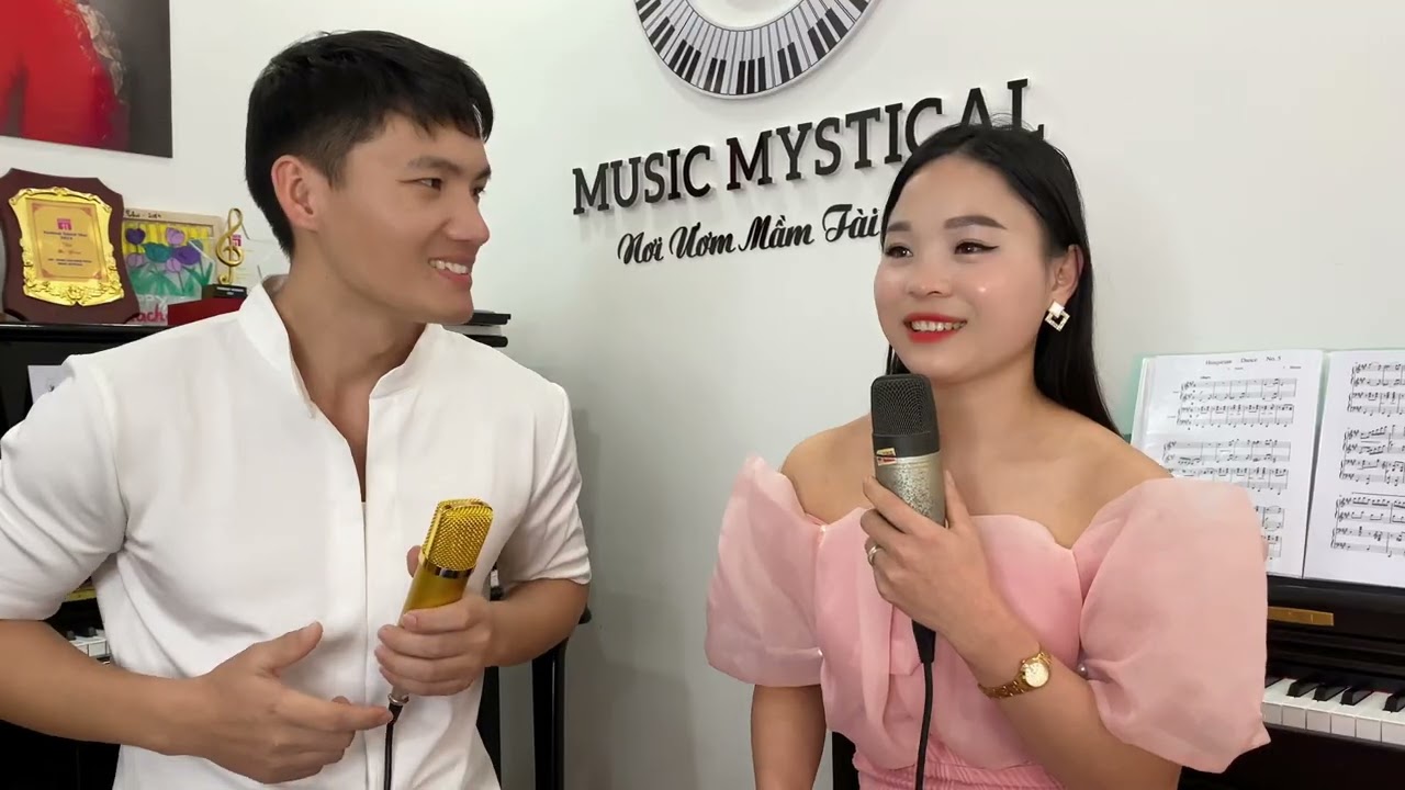 HMOOV ZOO TAU NTSIB KOJ COVER VÀNG HOA & A CHANG
