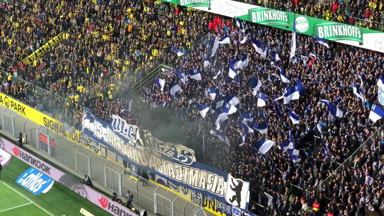 Pyroparty Hertha BSC in Dortmund