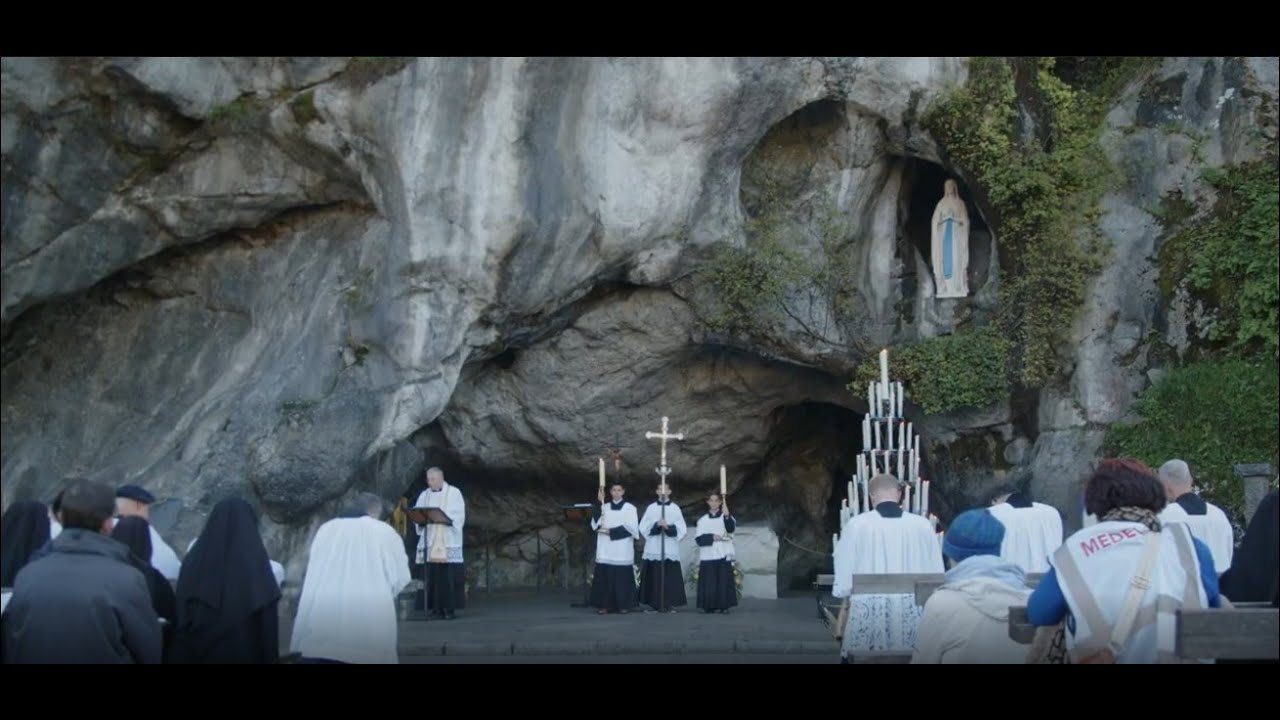 Reportage sur le Pèlerinage du Christ-Roi 2025 à Lourdes