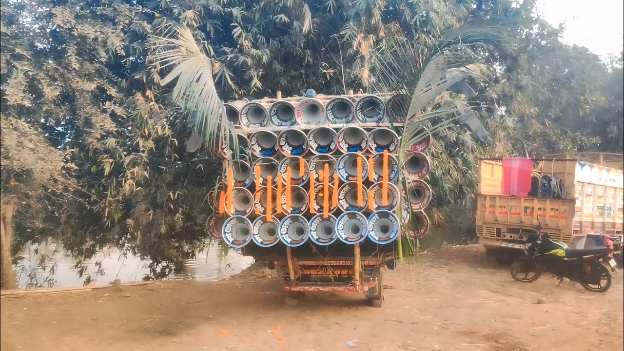 সাইপাড়া রস পুকুরে 👉 মা তারা মাইক 😡 ডায়লগ ☠️ দিয়ে বাজাচ্ছে দেখো বন্ধুরা।।