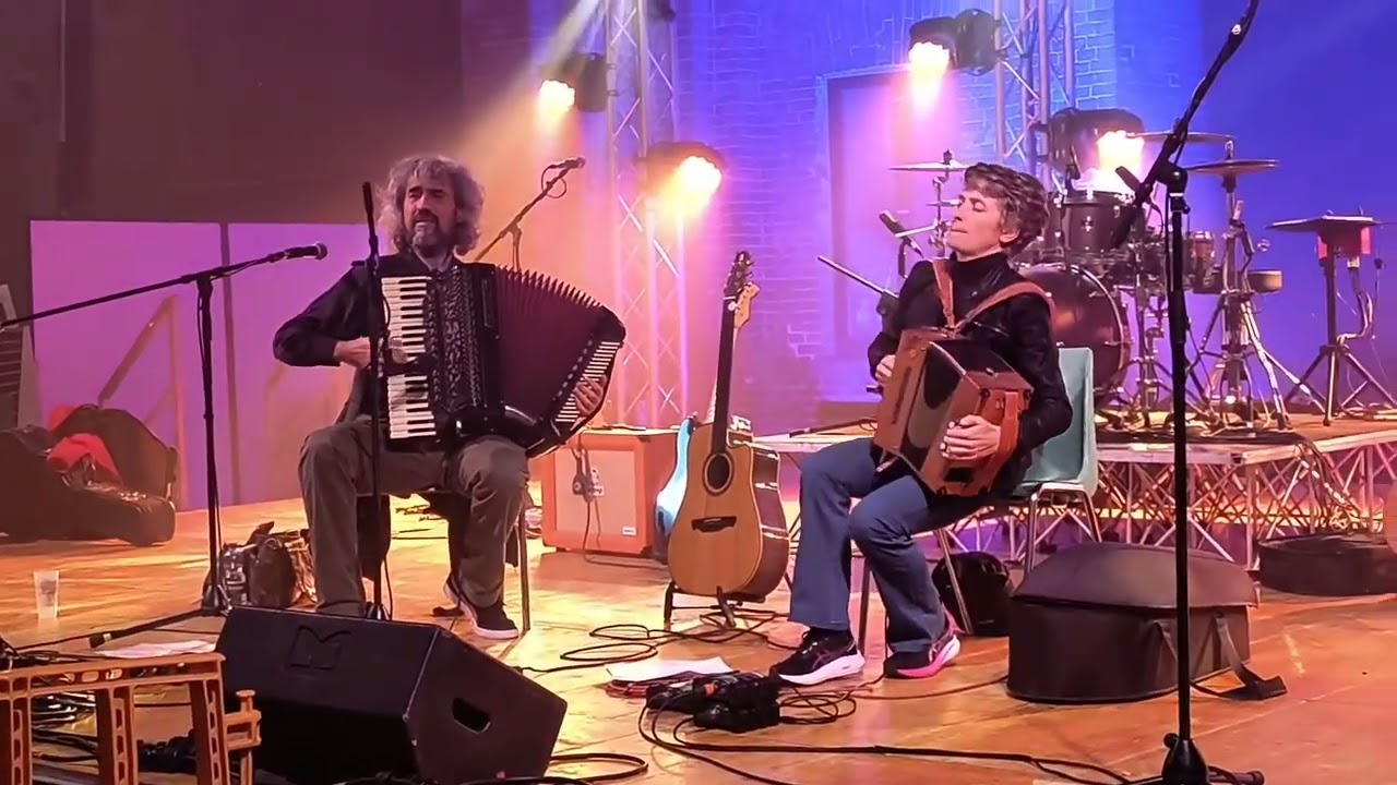 QUBA LIBRE, musica occitana e ballo folk - AL BUIO (G. Quattromini) - mazurca