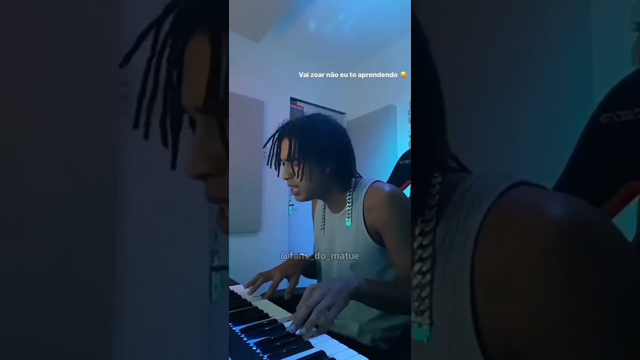 Matu&ecirc; Cantando em Ingl&ecirc;s 💜