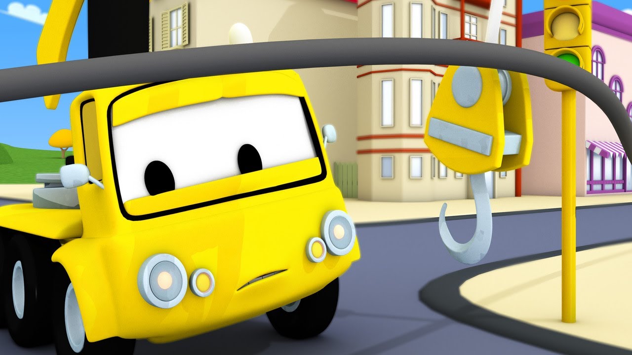 Train for kids -  Chuck the Cherrypicker - Troy The Train in Car City
