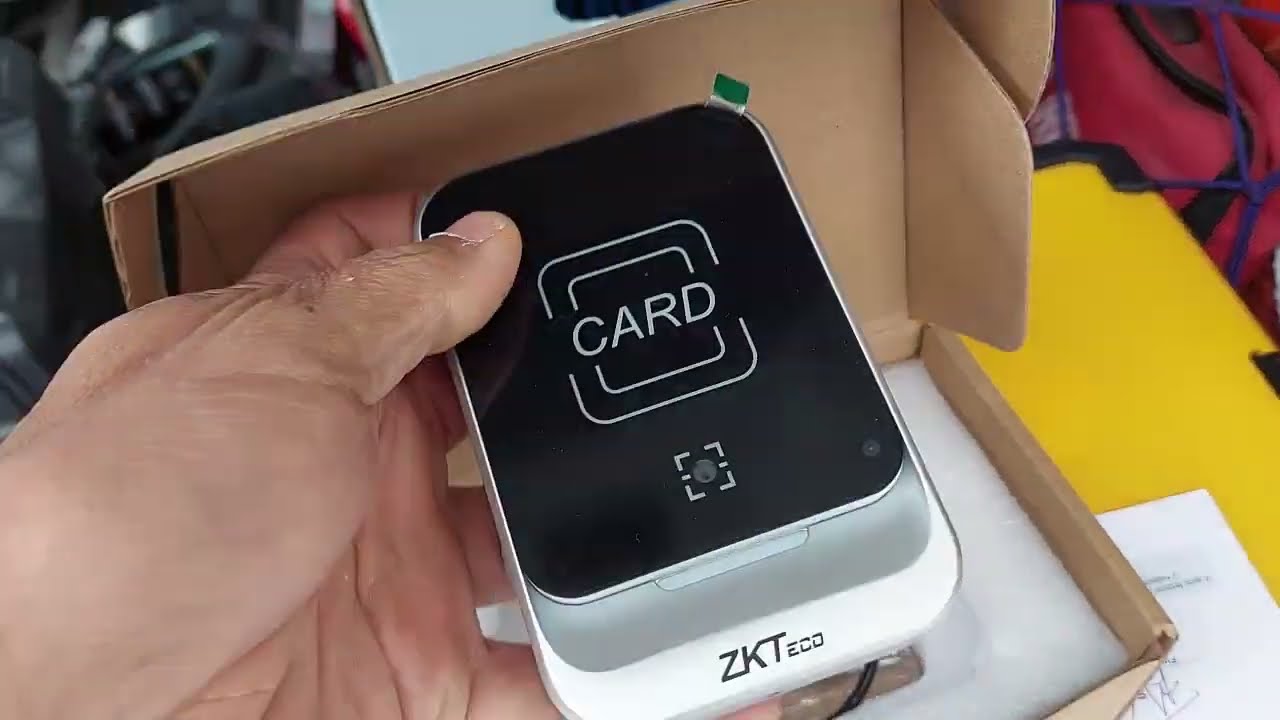 Control de Acceso para Puertas Exteriores a Través de Código QR
