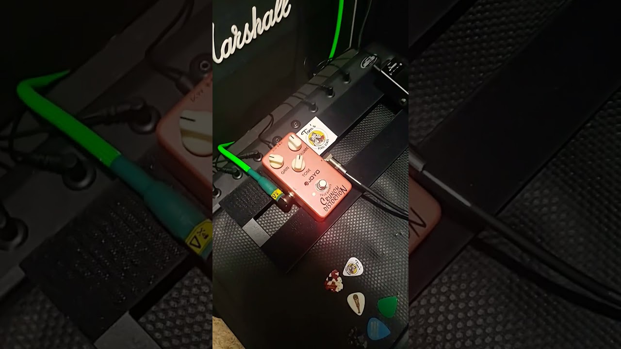 Joyo Crunch Distortion guitar pedal. 