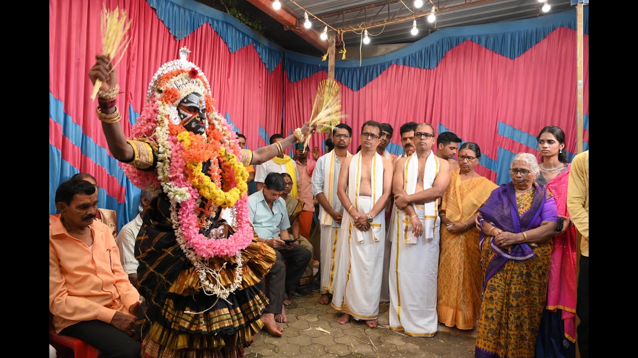 || 🪷Mantradevathe Kola🪷 || Poojari  Kutumba  || Anand Nilaya House , Siddakatte (2025)