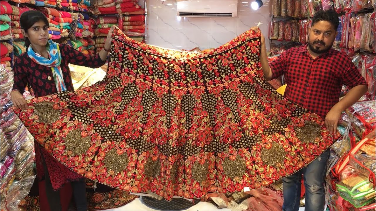 Designers Lehenga in Chandni Chowk Delhi (Heavy Demands in Public)