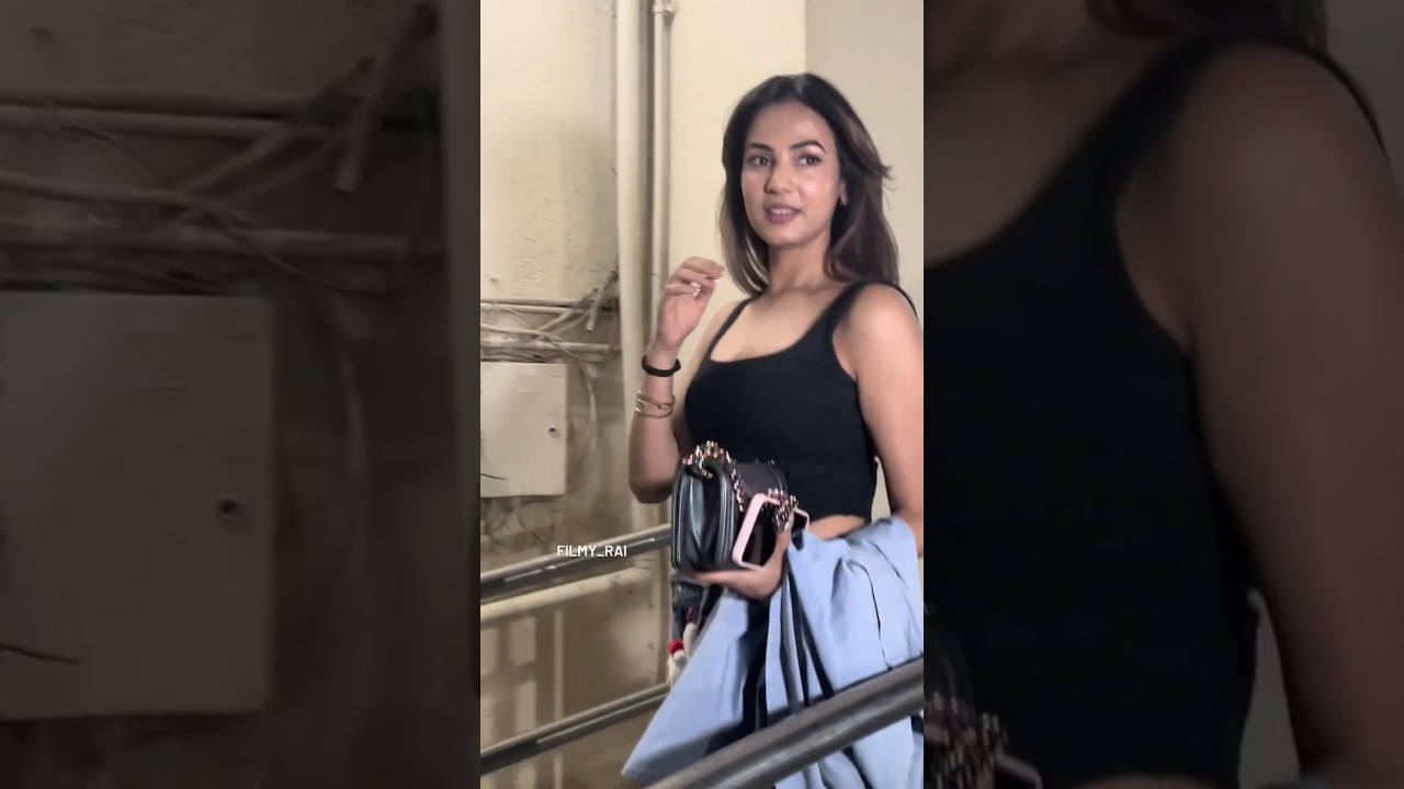 Sonal chauhan Snapped with Emran Hashmi at Mumbai #sonalchauhan #emraanhashmi #ytshorts #shorts #kk