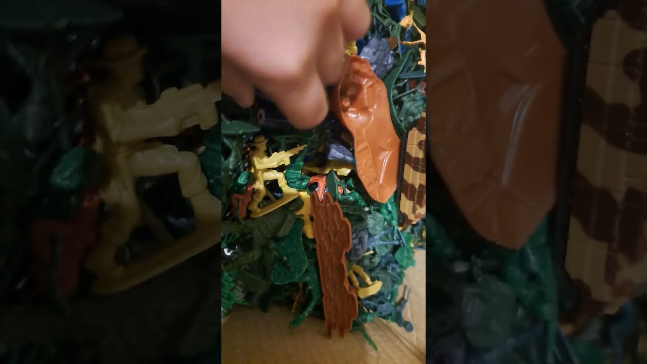 Toy soldier collection  video [review]