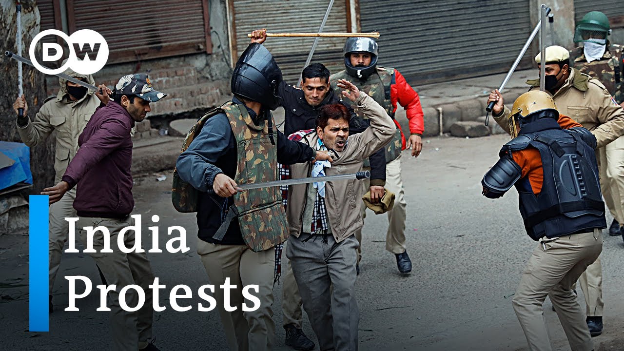 India: Police violence against protesters sparks outrage | DW News